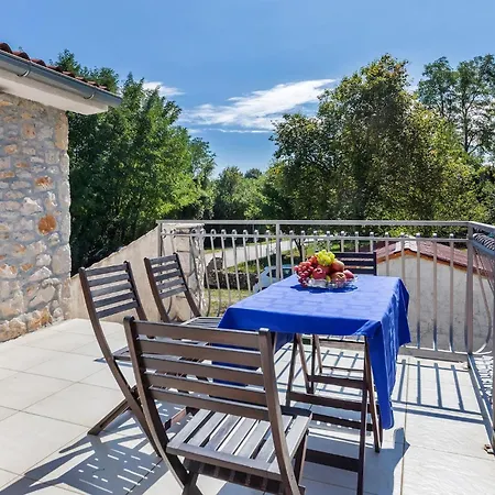 Stunning Home In Santalezi Vikendica