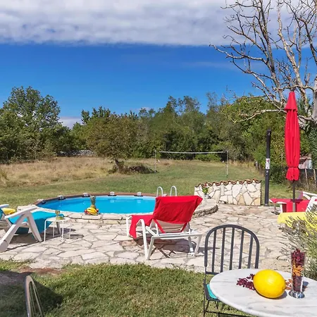 Stunning Home In Santalezi Santalezi